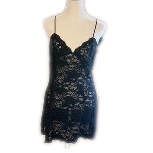 VS basic black nighty